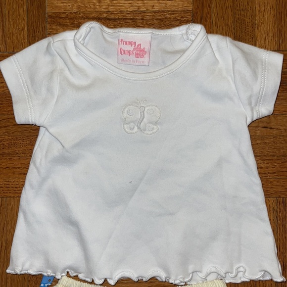 Frumpy Rumps 9 months matching set. Butterfly embroidery top ruffle diaper cover - Picture 2 of 7